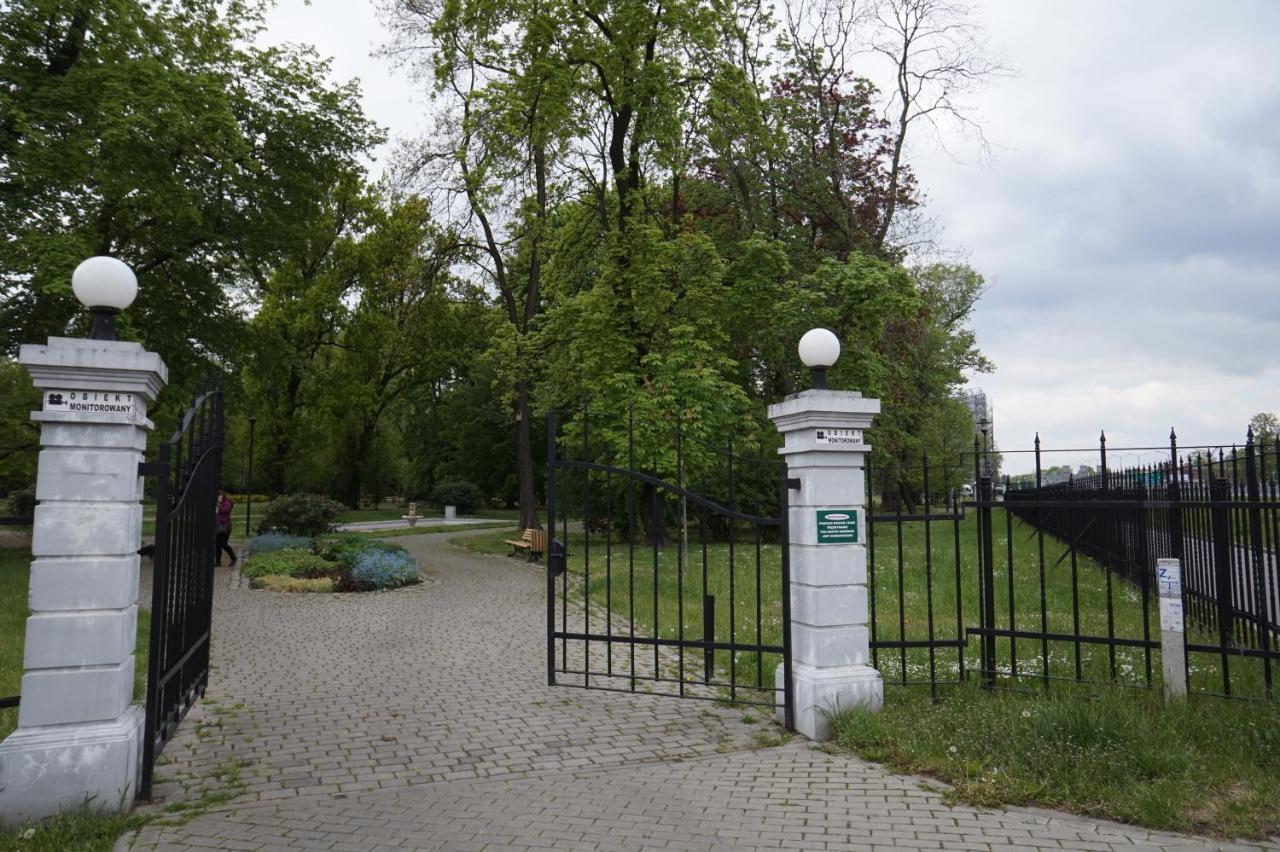 Apartament Gliwice Centrum Fredry II Bagian luar foto